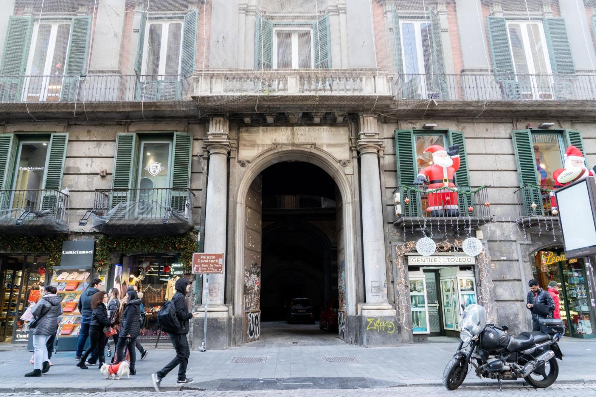 Domus Sibyllina, Palazzo Cavalcanti Naples Exterior photo